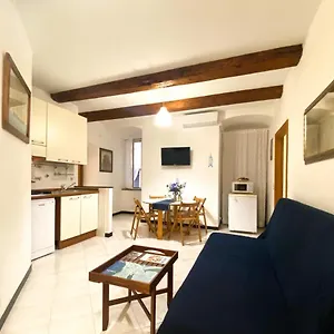 bluebayou.hotelitalianriviera.com/